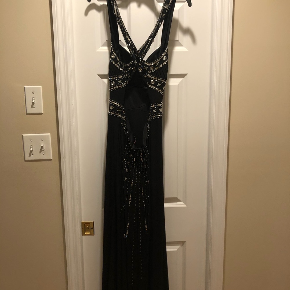 Black maxi evening gown - Picture 6 of 6